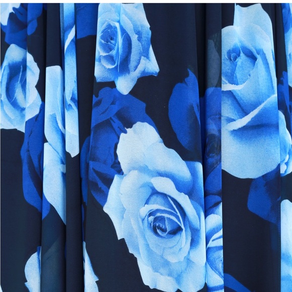 Lulu’s Only in Dreams Navy Blue Floral Print Maxi Dress - Picture 4 of 8